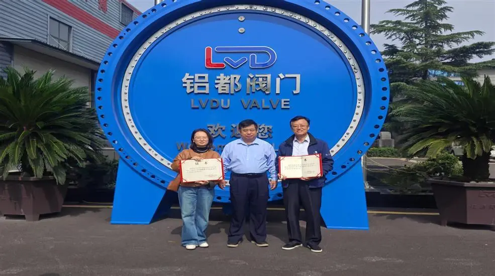 762c70657d5cafa48cb233988251b748_s_16153413694.jpg